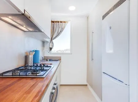 St. Antoni Sky Lounge Apartman *